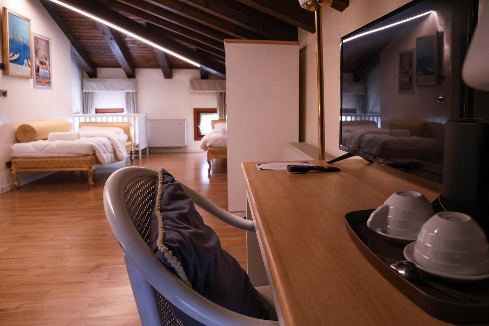 Hotel Villa Sara Mestre Kültér fotó